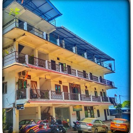 Vintage Residency Hotel Aberdeen ภายนอก รูปภาพ